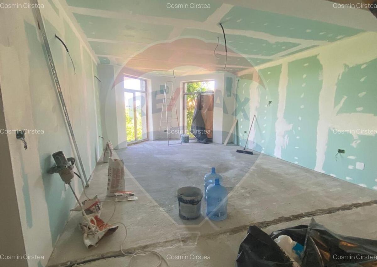 DE VANZARE Casa / Vila cu 12 camere in zona Sisesti - 13