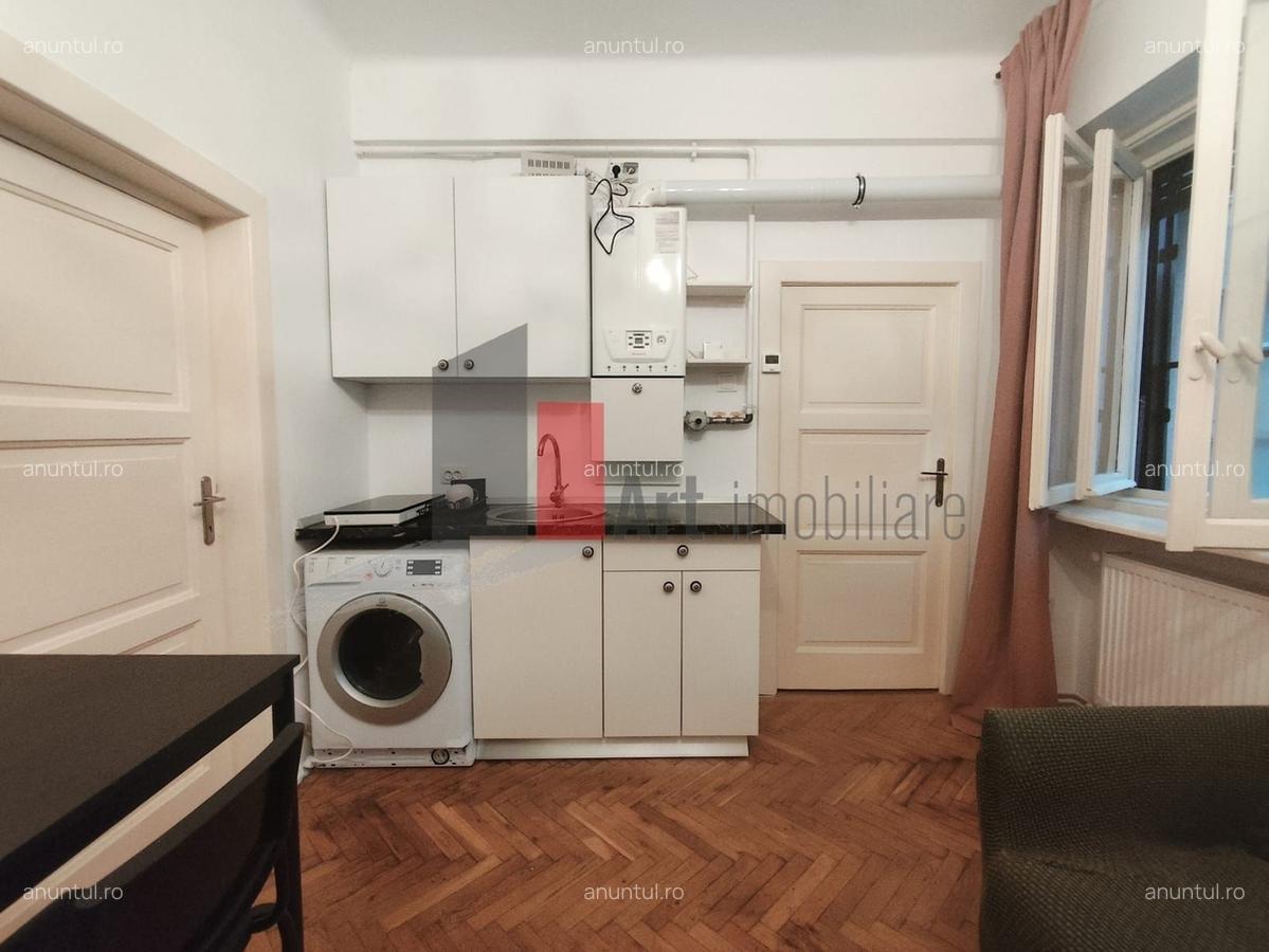 Magheru (ultracentral) garsoniera de inchiriat - 2