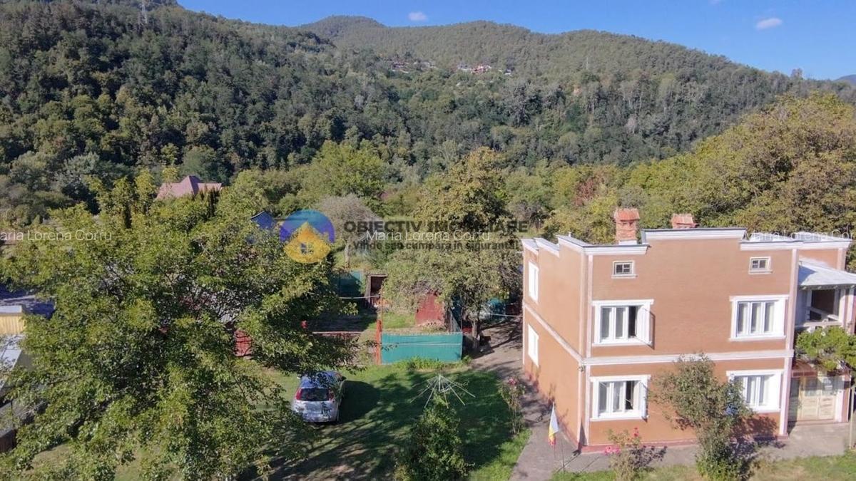 Casa traditionala de vanzare - Alexandru cel Bun- view spre munte si lac - 11