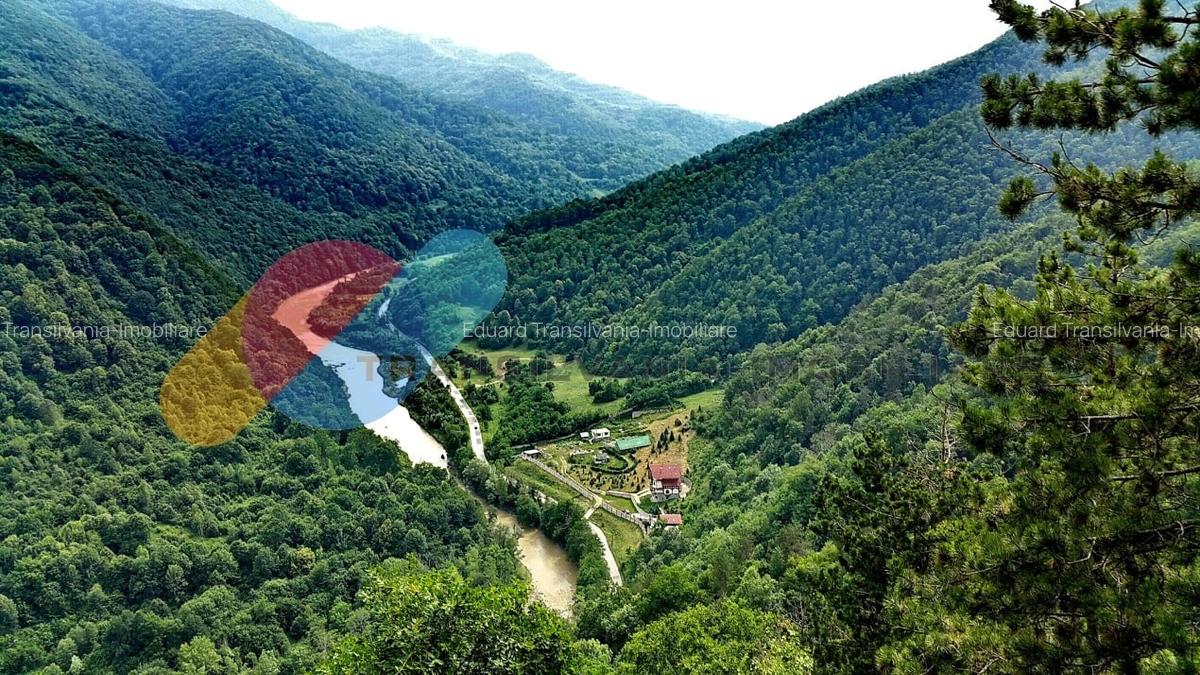 Complex  Printesa din Carpati  - Oportunitate de Investitie Unica pe Valea Aries - 3