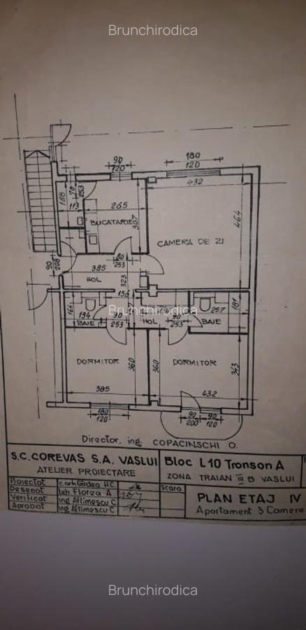 Vând  apartament  3 camere decomandat ultracentral - 1