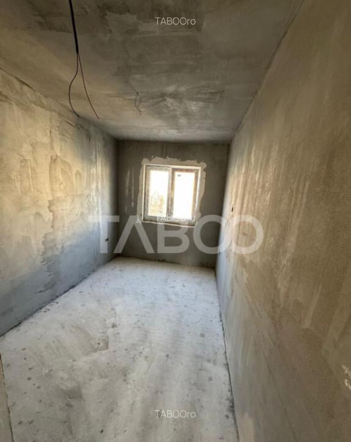 Apartament 3 camere de vanzare decomandat 56mp zona Valea Au - 4