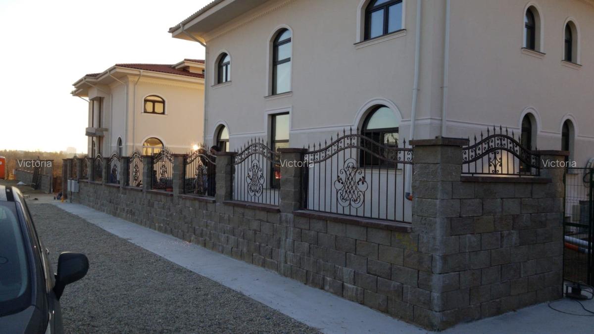 Casă cu 7 camere în Sisești - 6