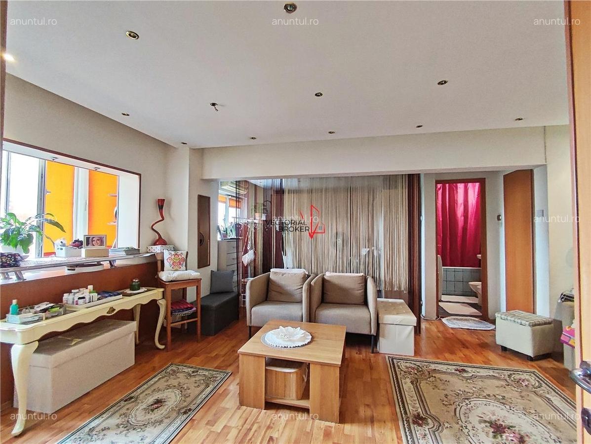 Calea Mosilor, et.4/8, la 8 min de metrou OBOR - 2