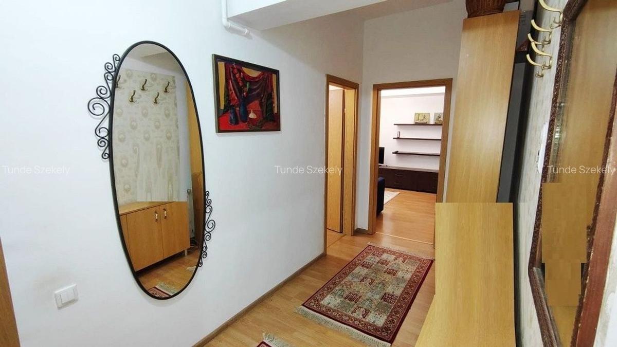 Apartament 2 camere, 56 mp, etaj 1/4,  garaj, zona centrala - 13 Apartament 2 camere, 56 mp, etaj 1/4,  garaj, zona centrala - 13