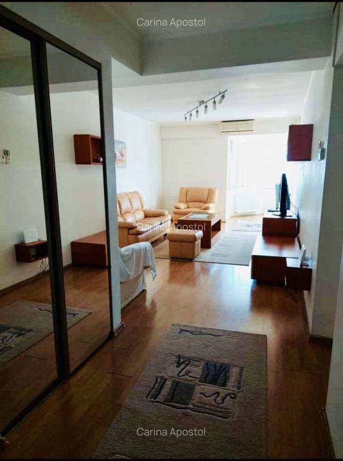 Inchiriere apartament 3 camere - Vedere frontala la mare - Faleza Nord - 1