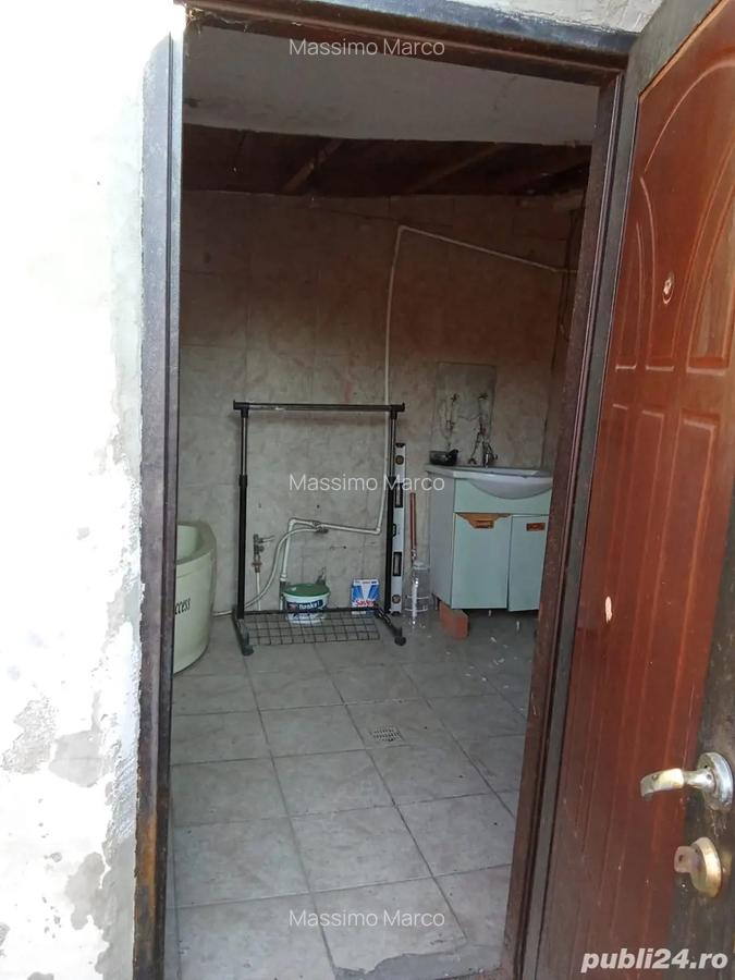 Vand casa la curte - 7