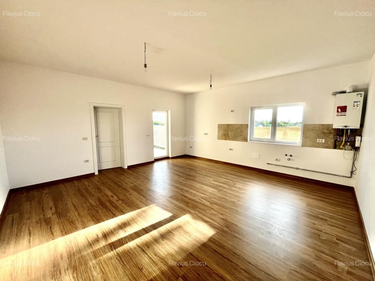Finalizata, 3 Camere, Asfalt - 4