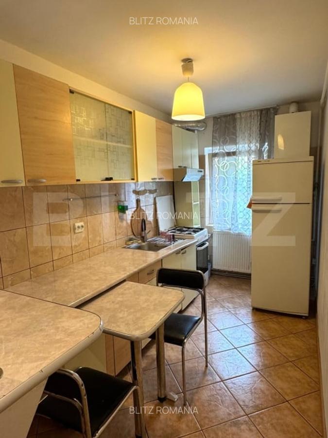 Apartament 2 camere, decomndat, etaj 1 Racadau de vanzare - 5