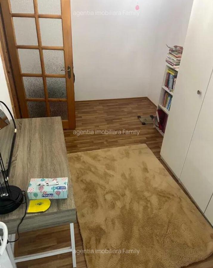 Apartament Cu 3 Camere Semidecomandate - Etaj 1- Zona Ultracentrala - 2