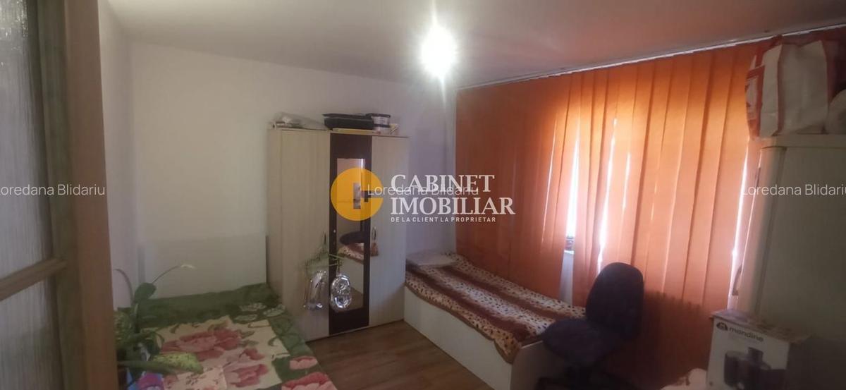 Apartament 2 camere decomandat - zona Alexandru cel Bun - 1