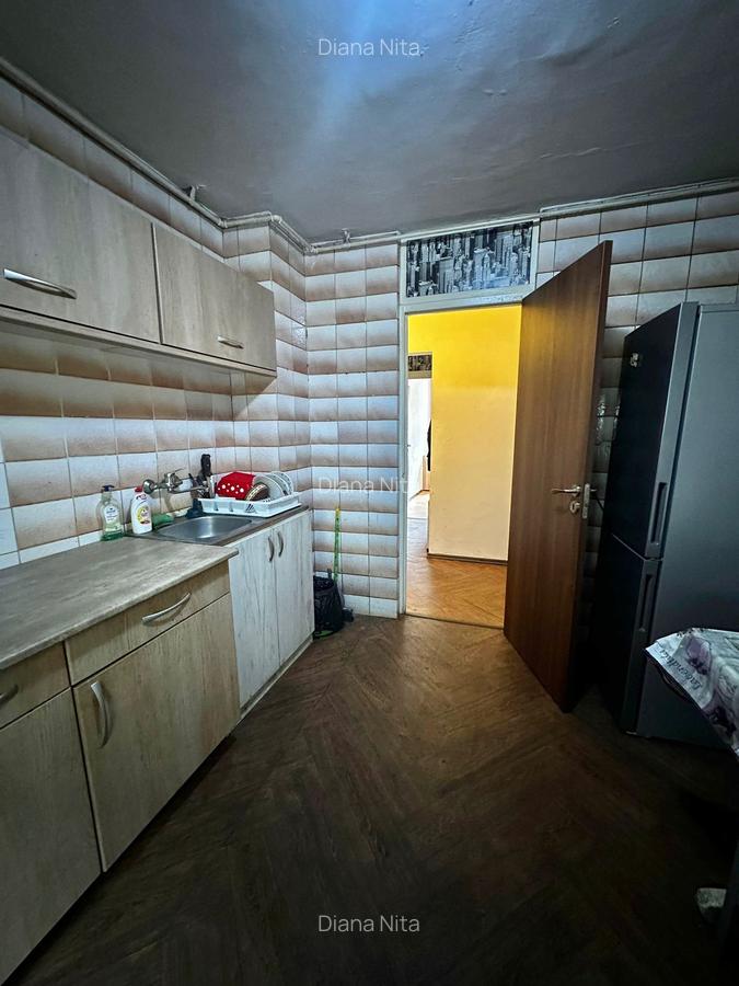 Apartament 3 Camere de Vanzare, Colentina, Str. Maior Bacila nr. 13 - 13