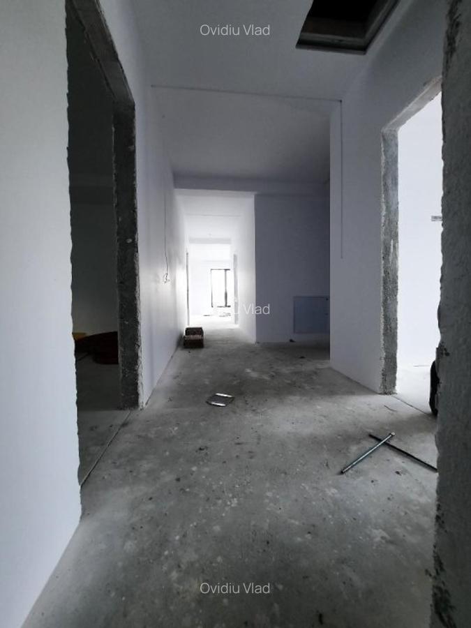 VILA PARTER TOP 4 camere 2 bai placa beton 923mp incalzire pardoseala semineu - 49