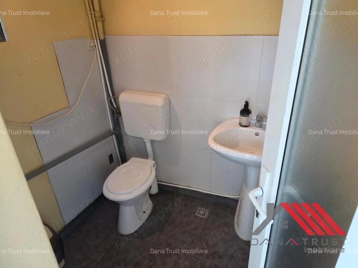 Lipovei - Dedeman - Spatiu Birouri - 22 mp - 150 euro - 8