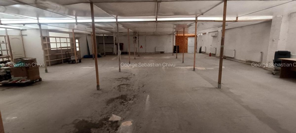 Hala industriala cu curte betonata si acces usor la ocolitoare - 2