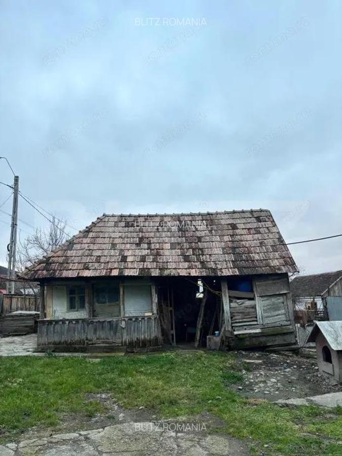 Casa tradi?ionala batraneasca in Galatii Bistri?ei, cu teren generos ?i anexe - 20