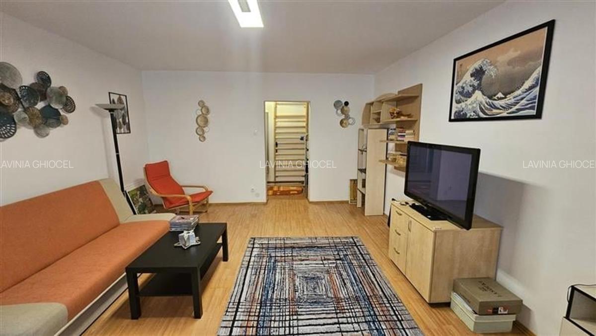 Piata Muncii-Calea Calarasi, apartament 3 camere, decomandat, mobilat-utilat, bl - 3
