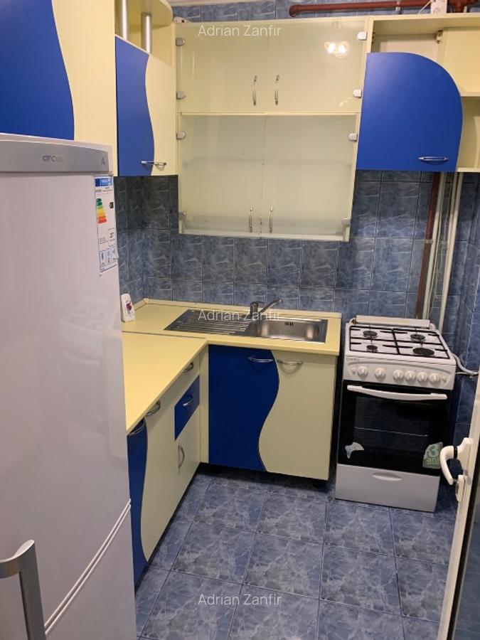 Inchiriez Garsoniera - 4