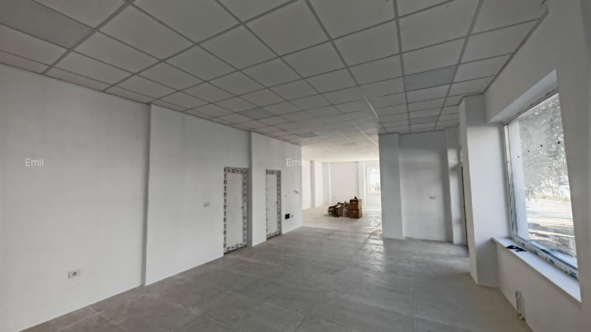 De închiriat – spațiu comercial, Str. Crinului - 4