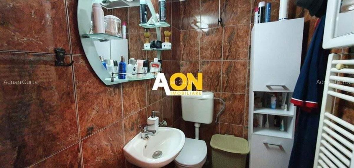 Casa cu 7 camere, 2 spatii comerciale, pretabila pt. birouri, Centru - 15