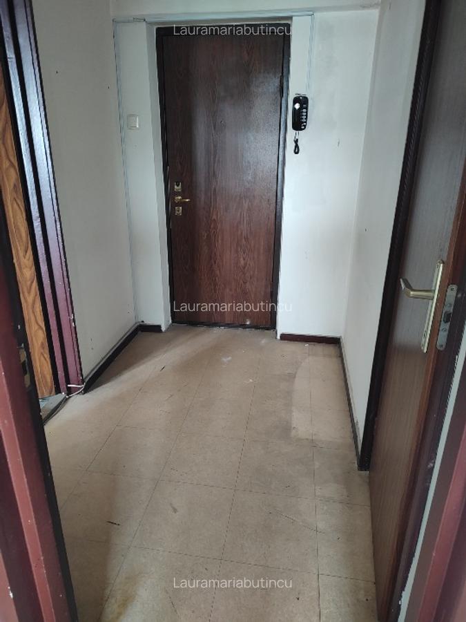 De vânzare ap.2 camere, semidecomandat, de renovat - 3