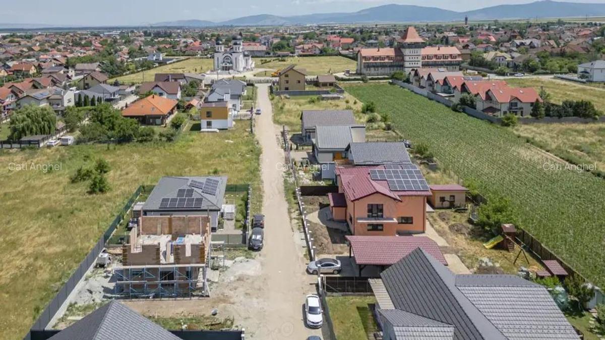 O casa gandita pentru familii care traiesc altfel. Si aleg altfel. - 18