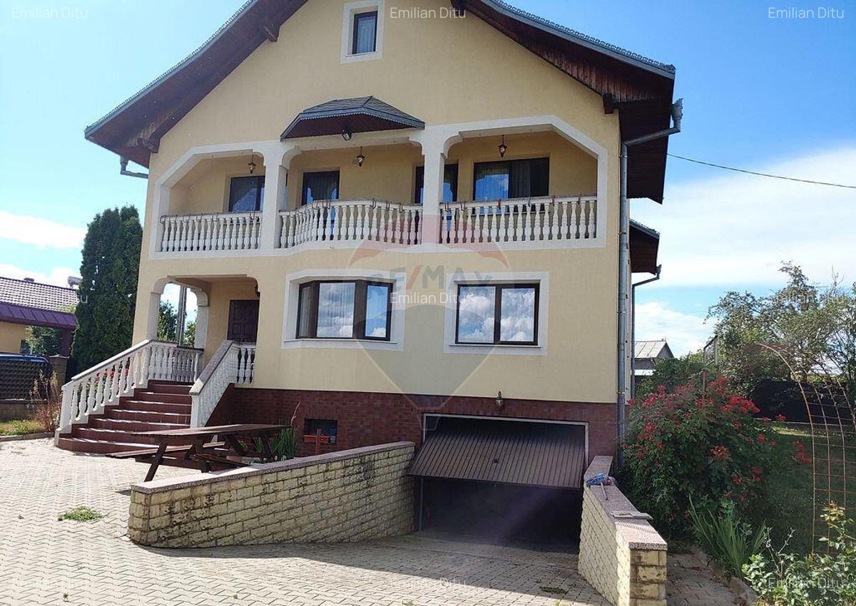 Casa / Vila de vanzare cu teren intravilan 1200 mp-Zvo... - 2