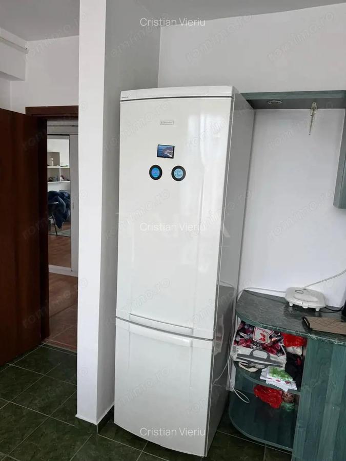 Apartament cu 1 camera decomandata - Zona Farmec - 4