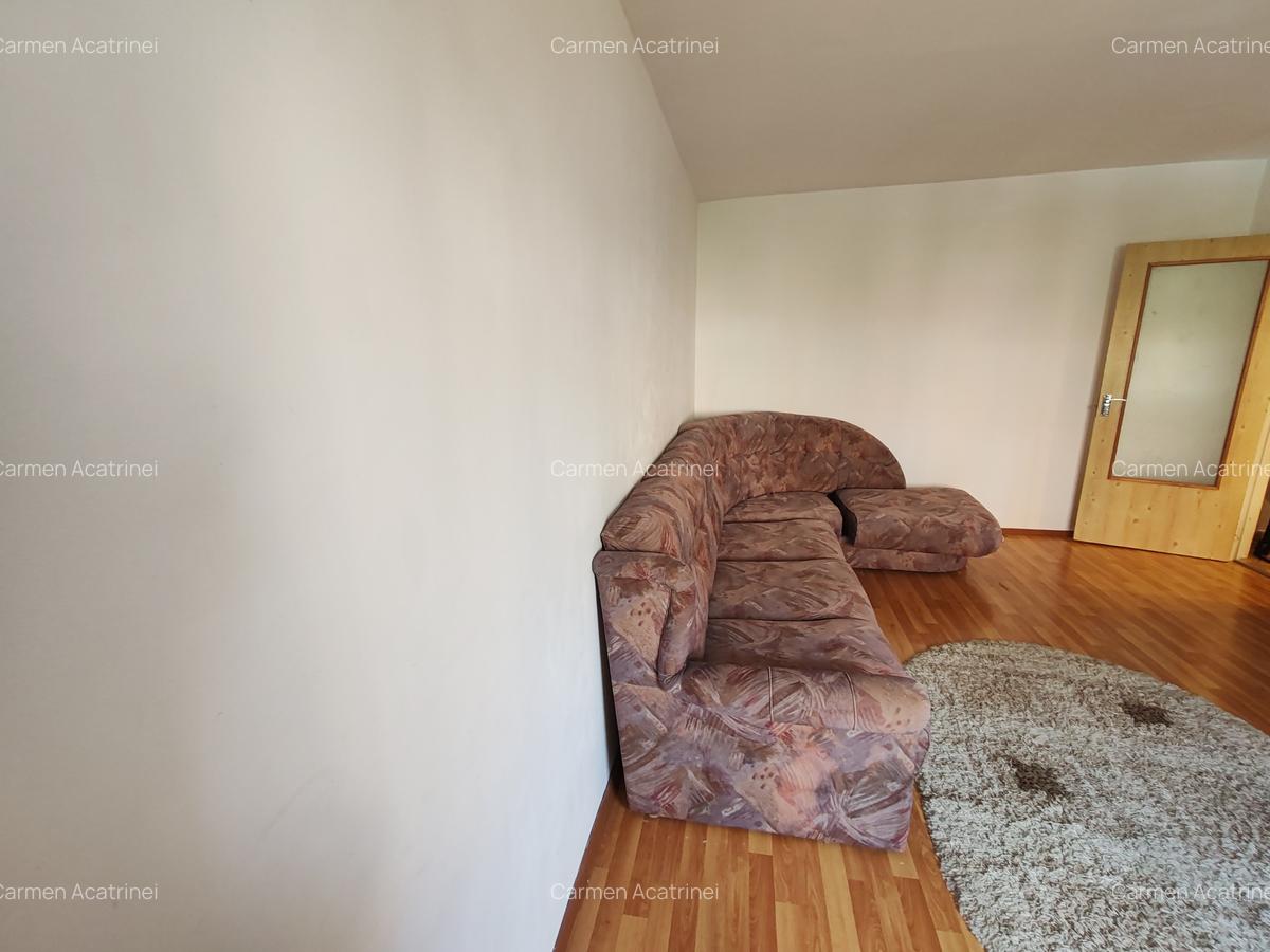 Apartament cu 2 camere decomandat în Răcădău - 2