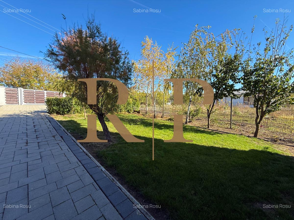 Vila Superba cu deschidere la Lac *Petrachioaia* - 37