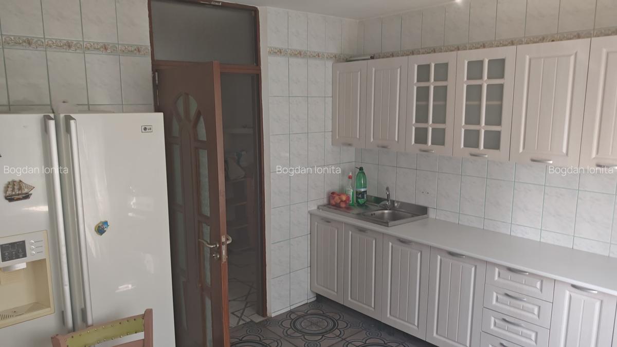 Apartament 2 Camere - Decomandat - Etaj 4/8 - Parc Sebastian - Bucuresti - 16
