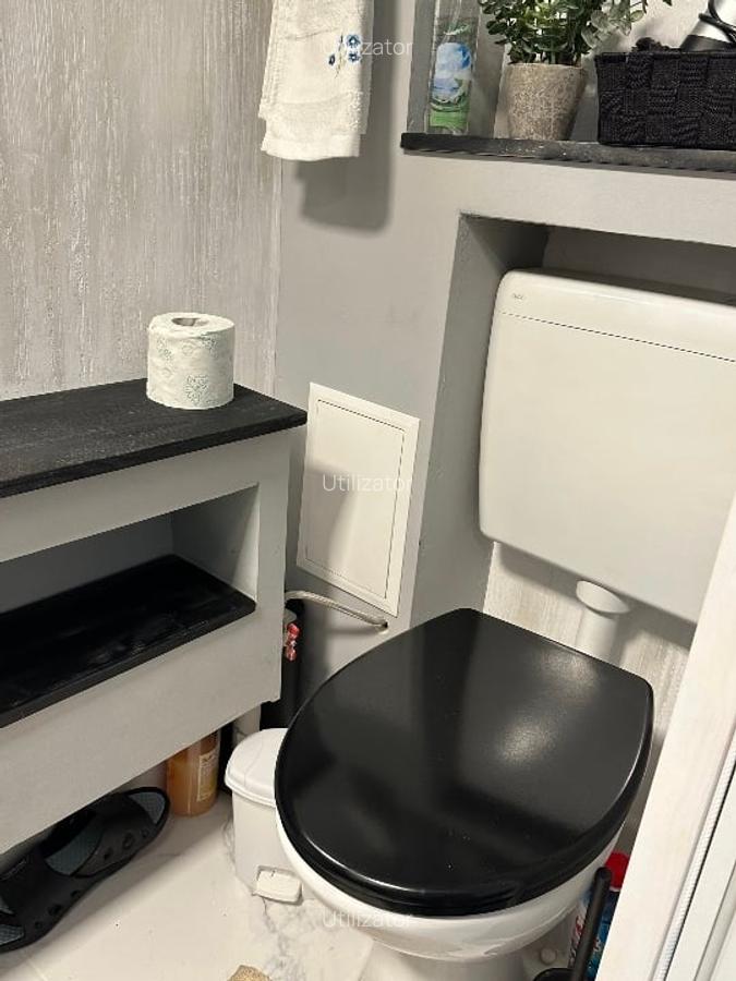Proprietar, vând apartament cu o cameră și scară interioară – zonă Vidrighin - 11