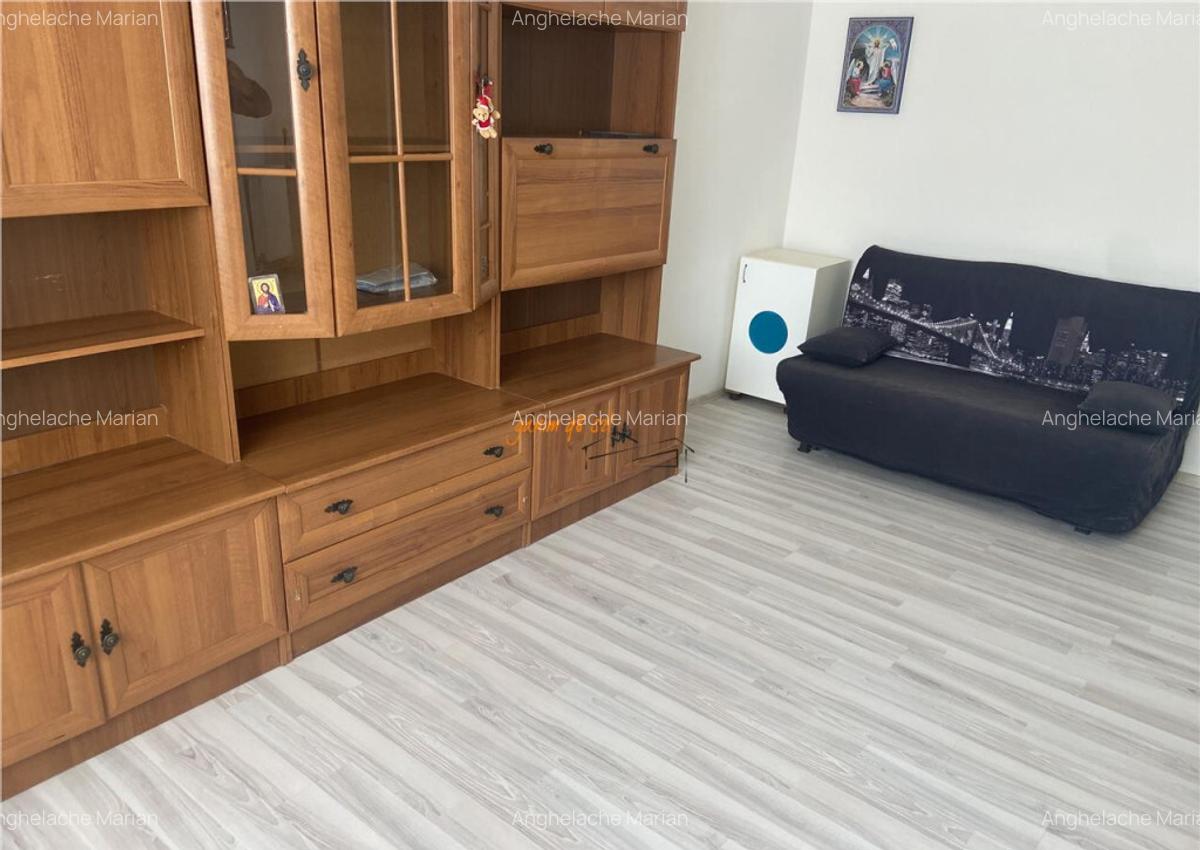 Garsoniera de inchiriat , cartier Sud , decomandata 37 mp , - 3