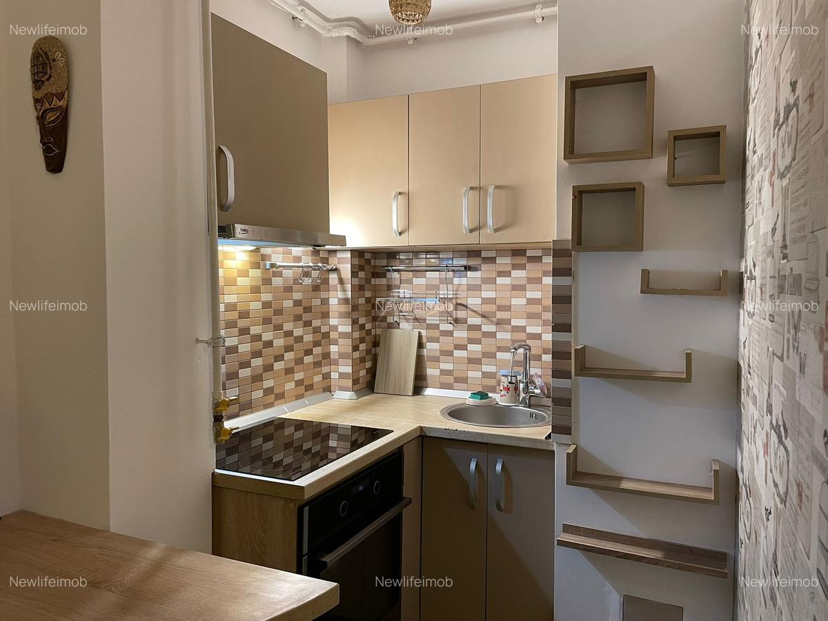 Garsoniera cu centrala gaze , 40 mp - 1