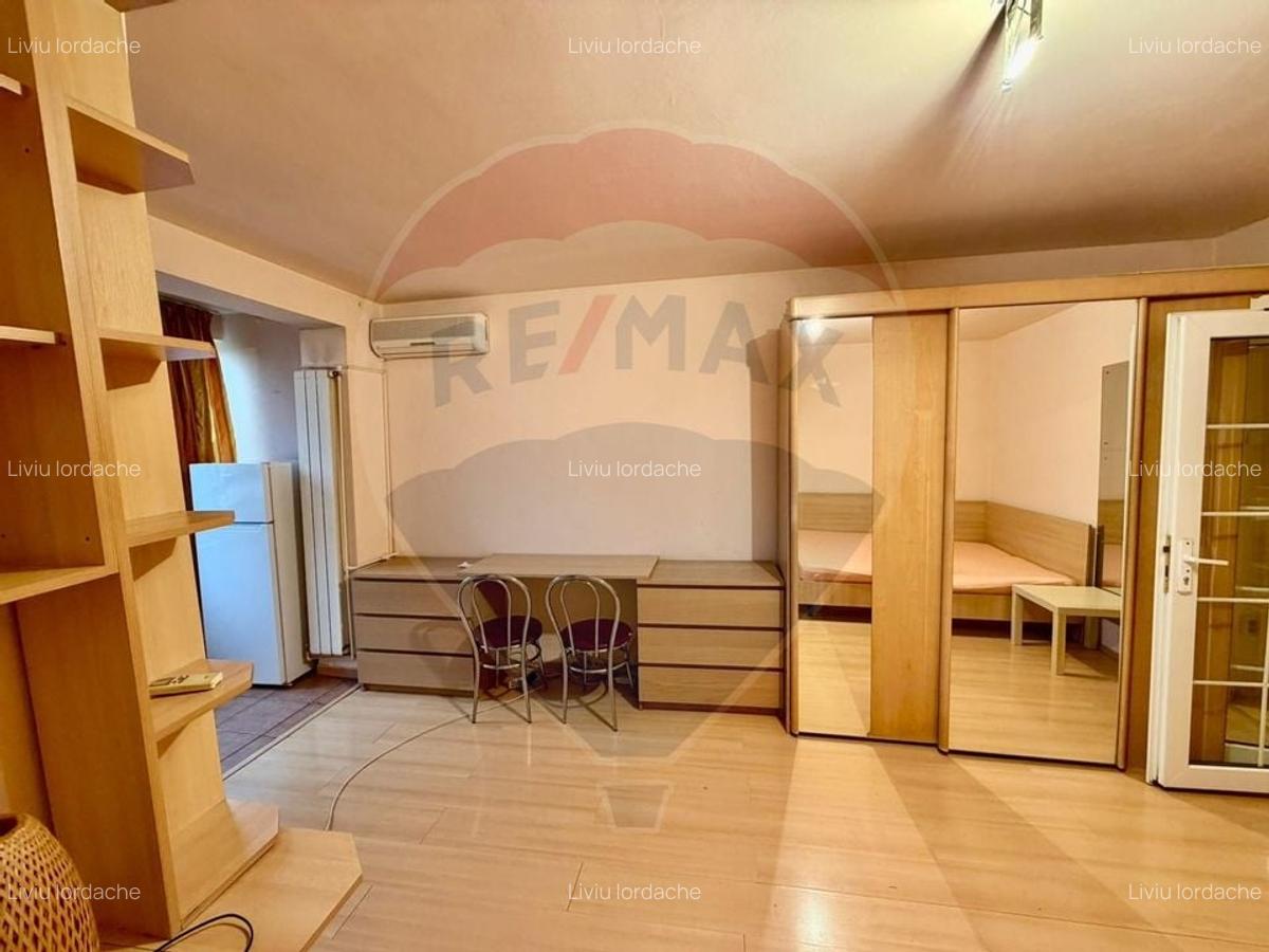 Vanzare garsoniera Metrou Costin Georgian - 2