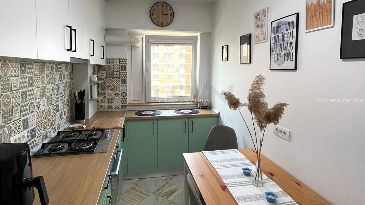 REA1024069 Apartament 3 camere Dristor - 2