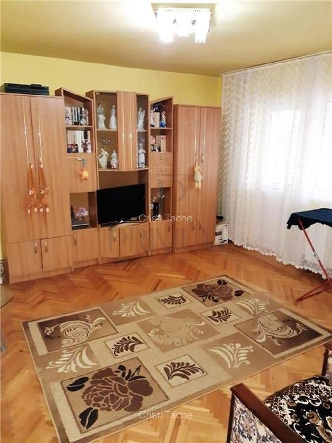 DAMBOVITA - 3 cam - 2 bai - 2 balcoane - centrala proprie - clima - BOXA - BLOC - 1