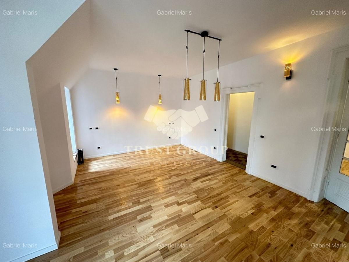 Apartament cu 4 camere decomandat în Romană - 8