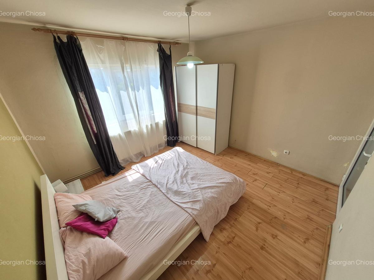 2 Cam-Aradului-3 Min Iulius Town--Mobilat-Centrala-Balcon--Aer conditionat-54 MP - 6