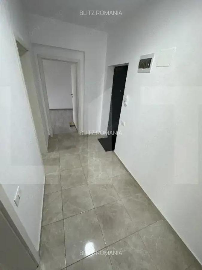 Apartament de vanzare, cu 2 camere, 56 mp, zona Dobroiesti - 7