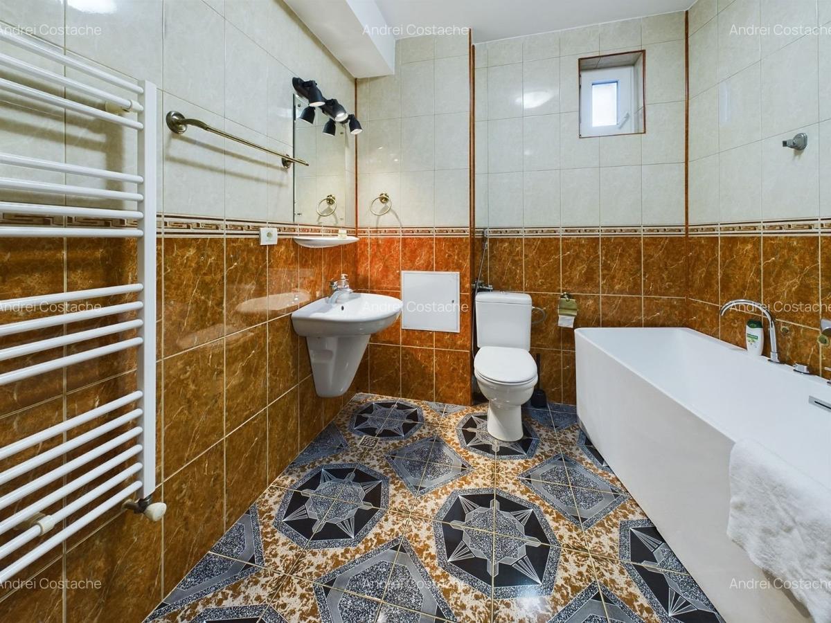 UNIRII - Bloc 2010 - 123 Mp. - Ideal Achiziție- Apartament 3 Camere Disponibil - 6