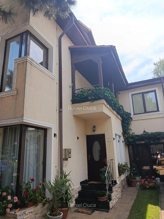 Casă cu 4 camere în Bucureștii Noi - 19