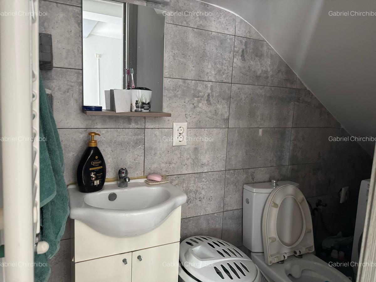 De vânzare casă tip înșiruită – 4 camere, mobilată și utilată - 9