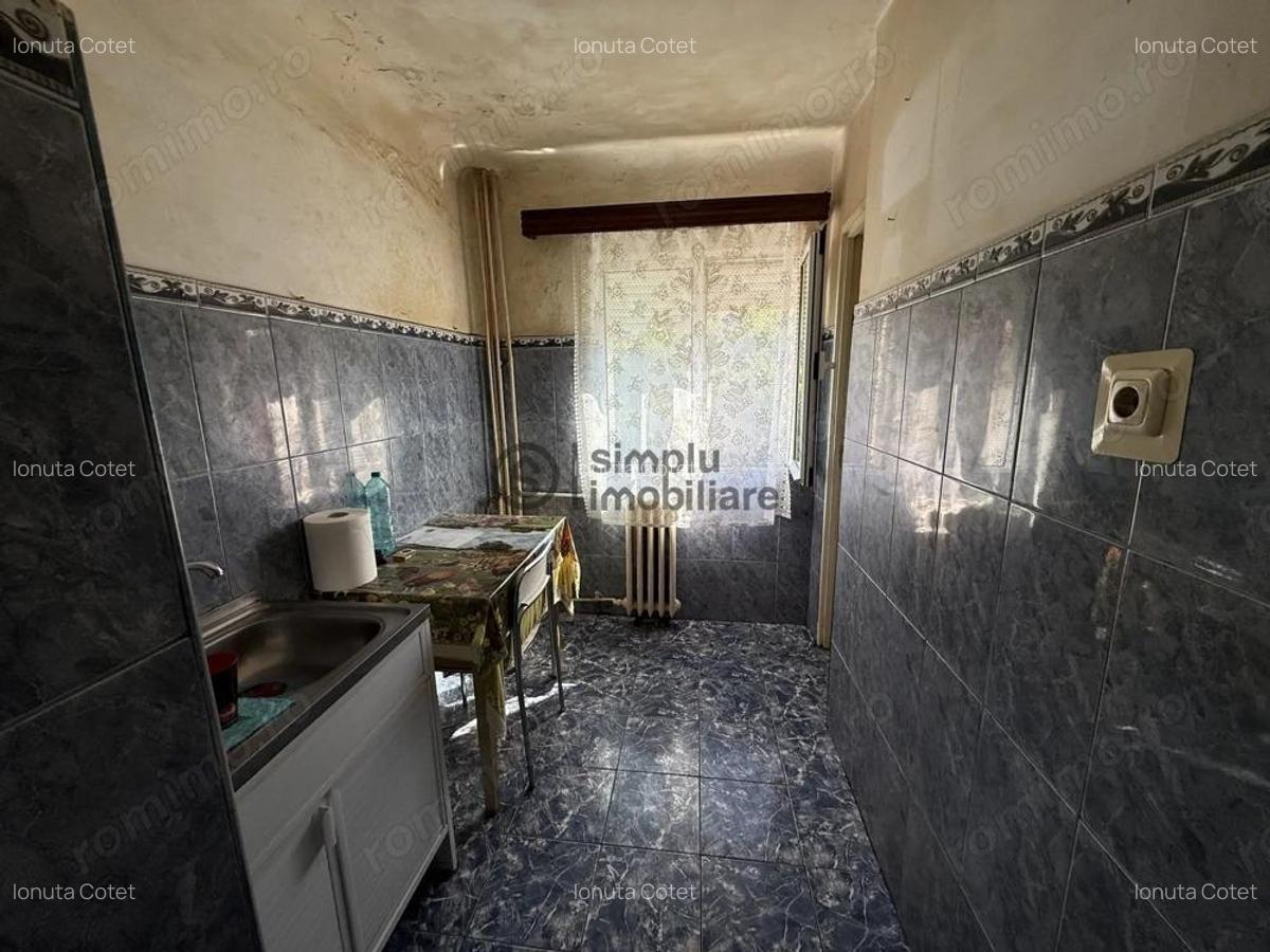 2 camere decomandate, etaj 3, Rovine - 95 000 Euro - 7
