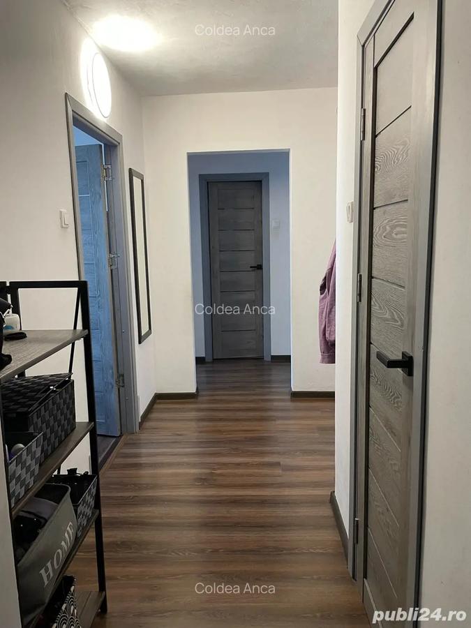 Apartament cu 3 camere, Str. Liberta?ii - 9