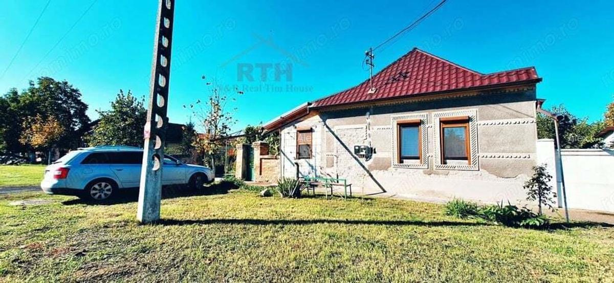 Oferim spre vanzare, casa cu 5 camere, 190 mp utili, la 25 de minute de Timisoara - 3