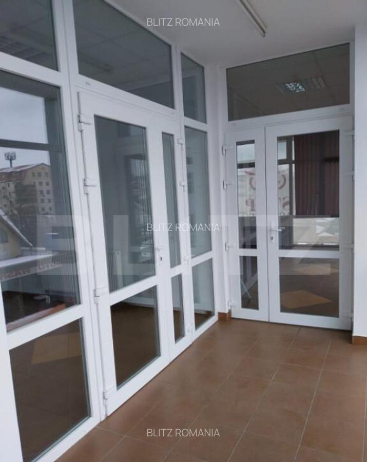 Spatiu comercial, 110 mp, etajul 1, vitrina, zona Burdujeni - 5