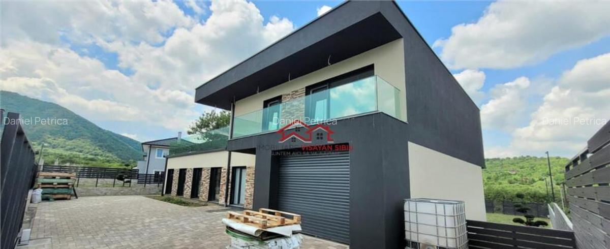 Imobil de lux,piscina,garaj,Cisnadie,la 10 km de SB,comision - 10