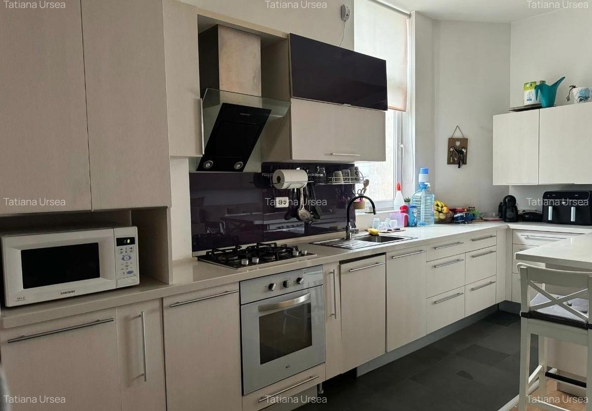 Apartament cu 3 camere decomandat, mobilat în Titan - 16