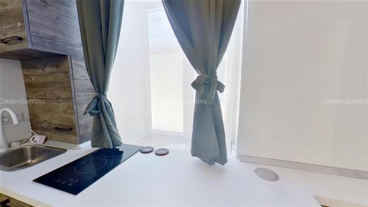 TUR 3D! Proprietate cocheta, pretabila regim hotelier, Centrul Istoric Brasov - 7